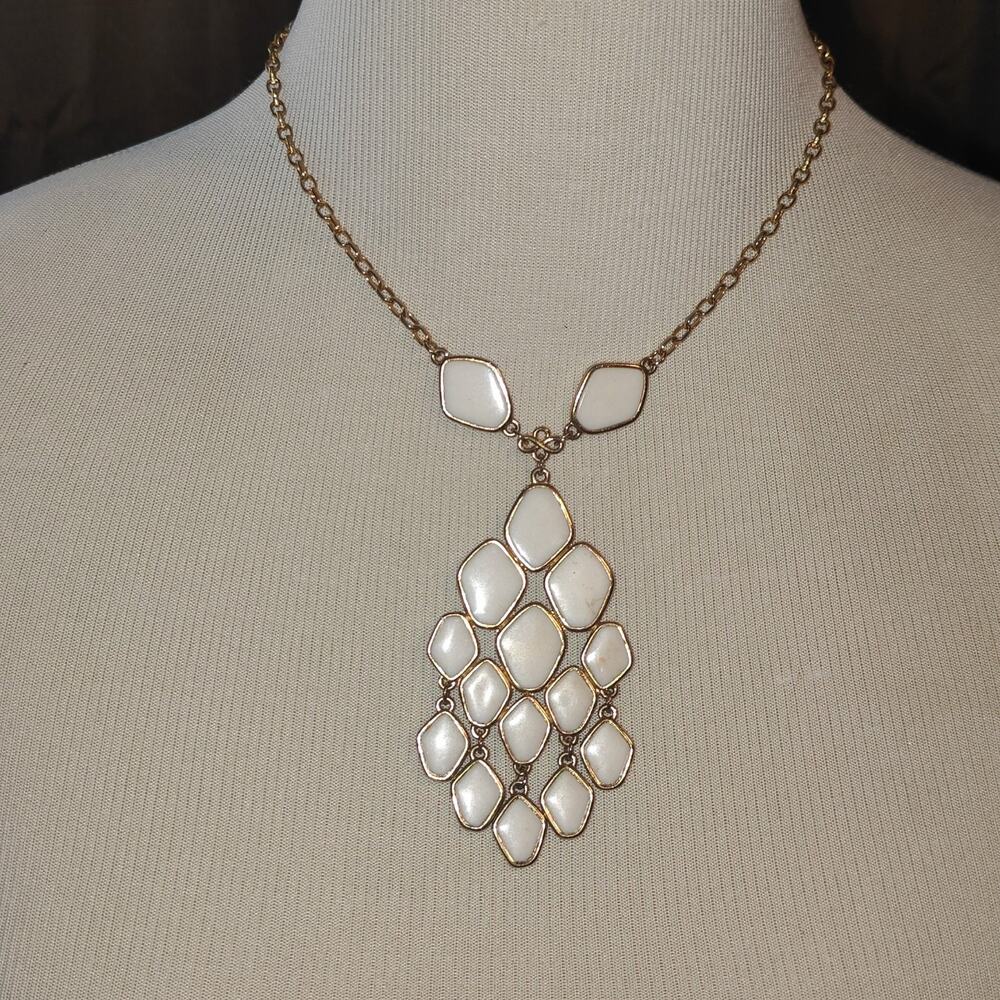 Vintage Gold Tone/White Bib Necklace Statement 60's Retro Cocktail Party Glamour